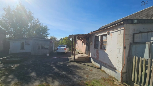 Купить дом в Элисте. Вариант № 7776532, 5, площадь -  квм, цена 9000000 рублей