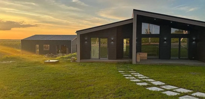 Купить дом в Санкт-Петербурге. Вариант № 3176385, 36, площадь -  квм, цена 13500000 рублей