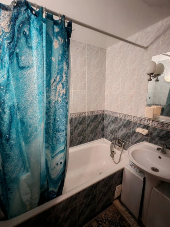 Снять квартиру в Калининграде. Вариант № 10144115, 9, площадь -  квм, цена 30000 рублей