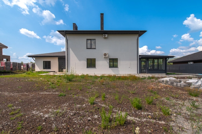 Купить дом на улице Полевая в Республике Башкортостан. Вариант № 52137, 7, площадь - квм, цена 25900000 рублей