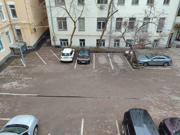 Купить квартиру в районе Тверской в Москве. Вариант № 23096, 13, площадь - квм, цена 33175500.0000 рублей