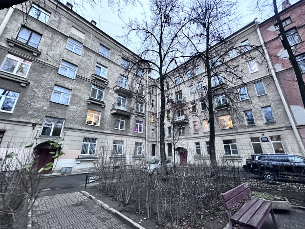 Купить пятикомнатную квартиру в Санкт-Петербурге. Вариант № 10129739, 33, площадь -  квм, цена 35900000 рублей