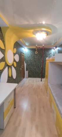 Купить трехкомнатную квартиру на улице Пионерская в Вологде. Вариант № 5543, 8, площадь -  квм, цена 4000000 рублей