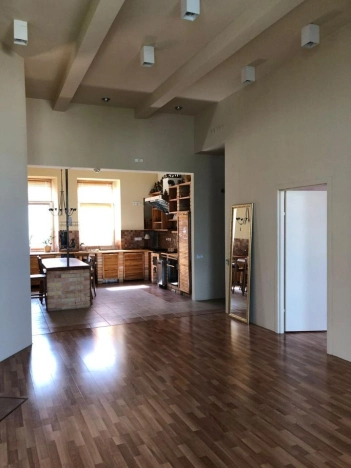 Купить квартиру в Москве. Вариант № 9813279, 4, площадь -  квм, цена 230000000 рублей