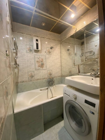 . Вариант № 8124363, 15, площадь - 65.2 квм, цена 14950000 рублей