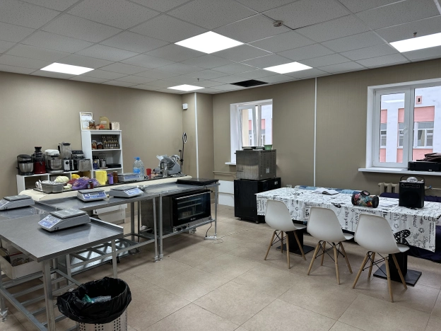 Купить коммерческую недвижимость свободного назначения в Сыктывкаре. Вариант № 7598730, 0, площадь -  квм, цена 3032000 рублей