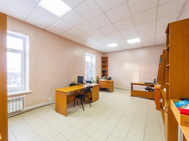 Купить коммерческую недвижимость свободного назначения в Омске. Вариант № 8287, 1, площадь -  квм, цена 10600000 рублей