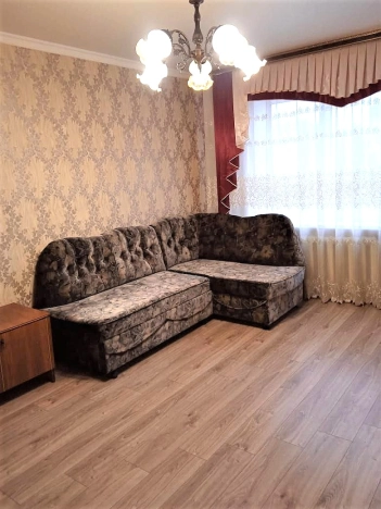 Купить двухкомнатную квартиру на улице Школьная в Калужской области. Вариант № 20705, 1, площадь -  квм, цена 5000000 рублей