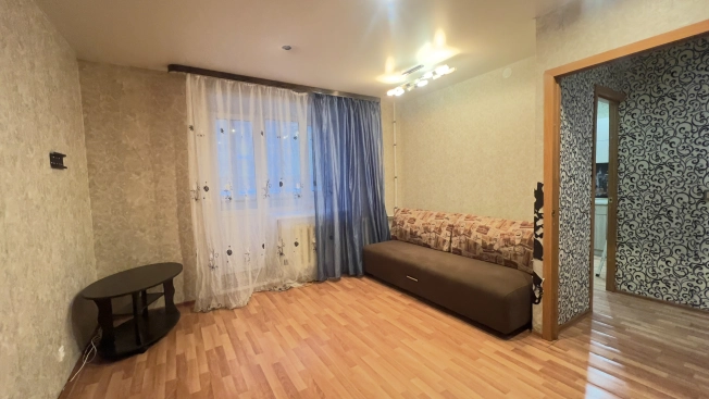 Купить квартиру на вторичке в Вологде. Вариант № 10616771, 3, площадь - квм, цена 2990000 рублей