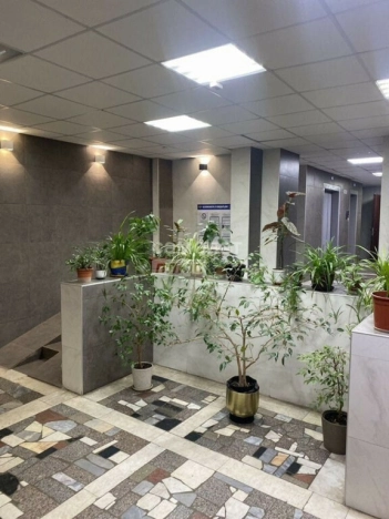 Купить квартиру в Москве. Вариант № 10428312, 15, площадь -  квм, цена 22000000 рублей