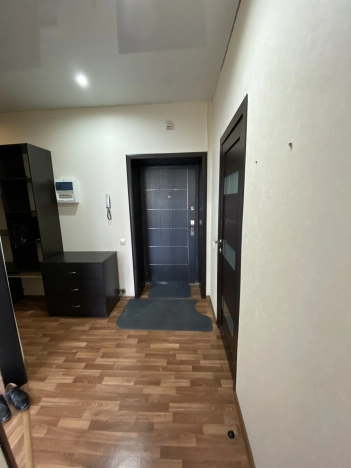 Купить однокомнатную квартиру в Омске. Вариант № 3267393, 8, площадь -  квм, цена 5680000 рублей