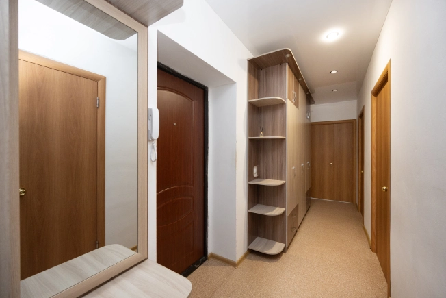 Купить двухкомнатную квартиру в Амурской области. Вариант № 6824597, 18, площадь -  квм, цена 6300000 рублей