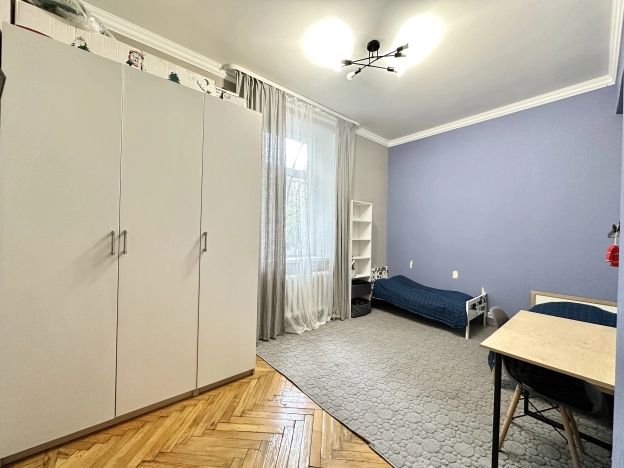 Купить квартиру в Москве. Вариант № 1593569, 7, площадь - квм, цена 24500000.0000 рублей