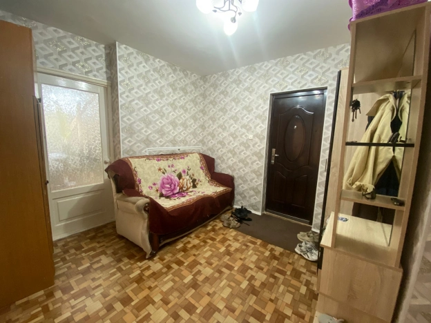 Купить трехкомнатную квартиру на улице 6-я Линия в Ростовской области. Вариант № 5346292, 6, площадь -  квм, цена 6650000 рублей