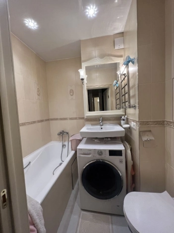 Купить квартиру в Москве. Вариант № 10280281, 4, площадь -  квм, цена 13400000 рублей