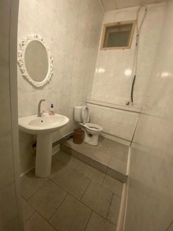 Снять коммерческую недвижимость в Тобольске. Вариант № 10293, 17, площадь -  квм, цена 700 рублей