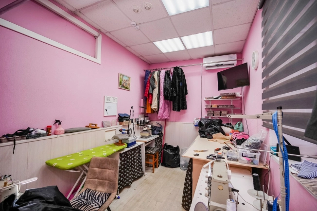 Купить готовый бизнес в Омске. Вариант № 54952, 27, площадь -  квм, цена 160000000 рублей