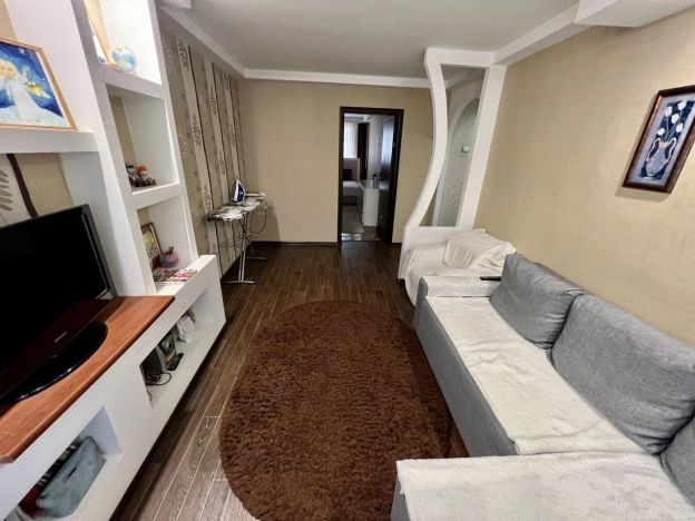 Купить трехкомнатную квартиру в Микрорайоне Южный, Ковров в Коврове. Вариант № 518, 5, площадь -  квм, цена 4300000 рублей