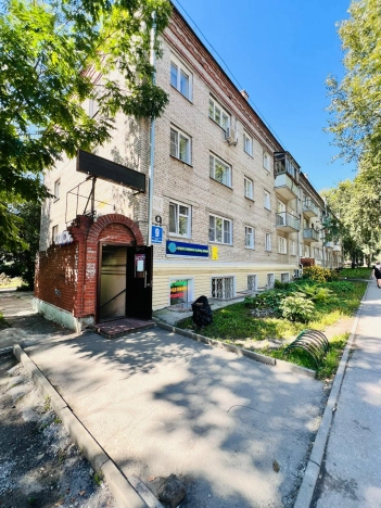 Купить торговые помещения в Новосибирске. Вариант № 2696429, 8, площадь -  квм, цена 13800000 рублей