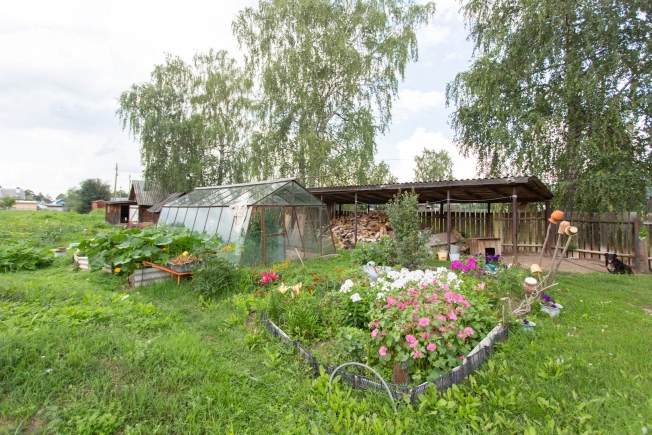 Купить дом на улице Совхозная в Тюменской области. Вариант № 1715888, 14, площадь -  квм, цена 3100000 рублей