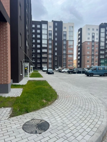 Купить однокомнатную квартиру в Калининграде. Вариант № 9272609, 1, площадь -  квм, цена 4100000 рублей