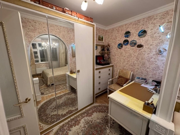 Купить квартиру в Москве. Вариант № 6066219, 2, площадь -  квм, цена 13500000 рублей