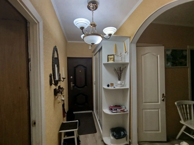 Купить квартиру в Белгороде. Вариант № 9038565, 8, площадь -  квм, цена 6800000 рублей