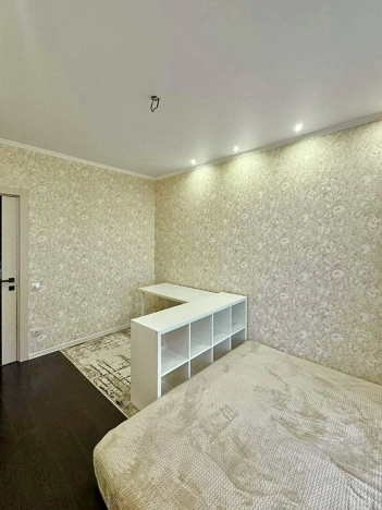 Купить двухкомнатную квартиру на улице Красная в Краснодаре. Вариант № 5317182, 4, площадь -  квм, цена 19500000 рублей