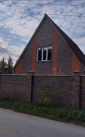 Купить дом на улице Набережная в Тюменской области. Вариант № 33688, 16, площадь -  квм, цена 8900000 рублей