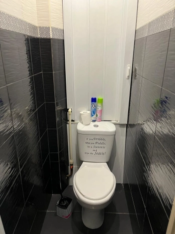 Купить трехкомнатную квартиру в районе Дзержинский в Новосибирске. Вариант № 2194315, 10, площадь -  квм, цена 5500000 рублей