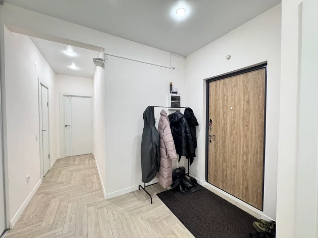 Купить двухкомнатную квартиру у метро Пионерская в Санкт-Петербурге. Вариант № 28180, 19, площадь -  квм, цена 21200000 рублей