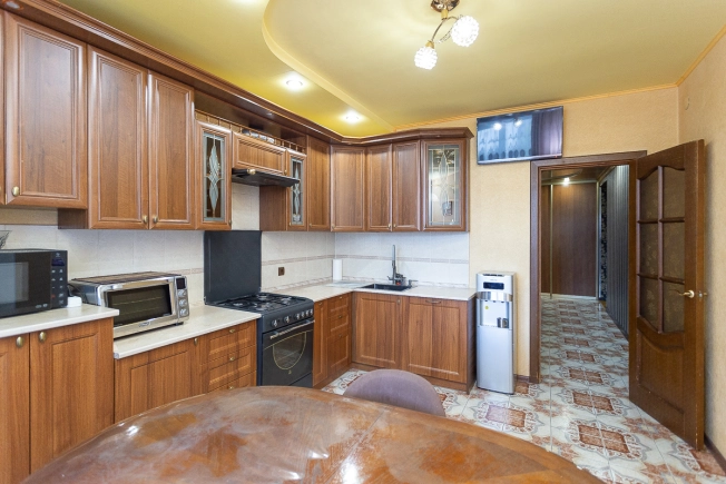 Купить квартиру на улице Батурина в Владимире. Вариант № 5921780, 4, площадь -  квм, цена 17500000 рублей