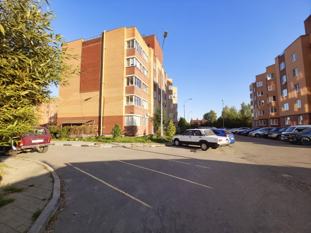 Купить однокомнатную квартиру на улице Набережная в Домодедово. Вариант № 2953766, 23, площадь -  квм, цена 4900000 рублей