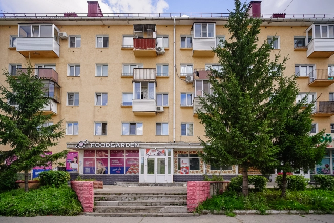 Купить двухкомнатную квартиру в Омске. Вариант № 2062847, 19, площадь -  квм, цена 5200000 рублей