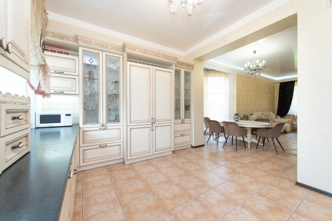 Купить дом в Республике Башкортостан. Вариант № 8856056, 12, площадь -  квм, цена 26000000 рублей