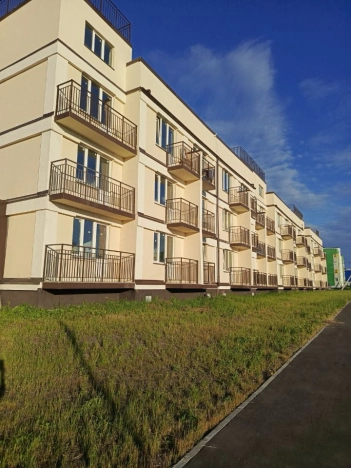 Купить Студию на улице Гаражный проезд в Ленинградской области. Вариант № 466245, 7, площадь - квм, цена 2550000 рублей