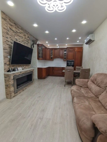 Купить квартиру в Москве. Вариант № 9377188, 4, площадь -  квм, цена 49800000 рублей