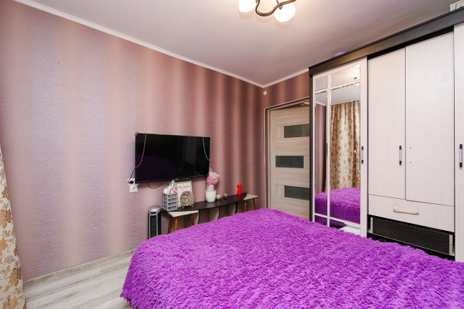 Купить трехкомнатную квартиру на улице Шатурская в Калининградской области. Вариант № 5964, 10, площадь -  квм, цена 3850000 рублей