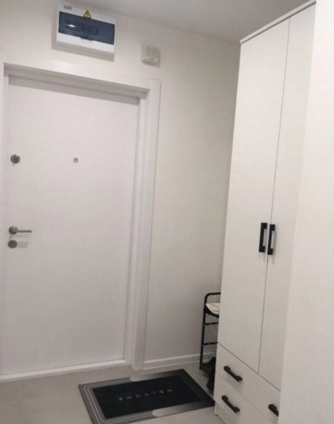 Купить квартиру в Москве. Вариант № 10238818, 8, площадь - квм, цена 10700000 рублей