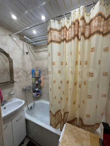 Купить однокомнатную квартиру на улице Садовая в Белгородской области. Вариант № 4142220, 11, площадь -  квм, цена 2700000 рублей