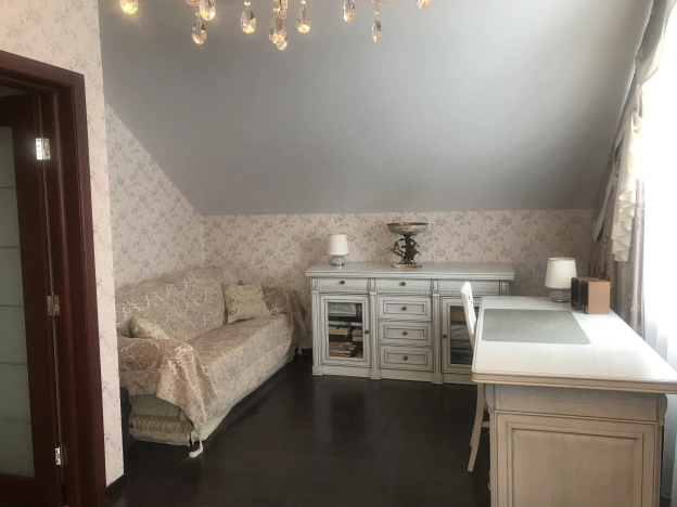 Купить дом в Москве. Вариант № 10092422, 12, площадь -  квм, цена 11000000 рублей