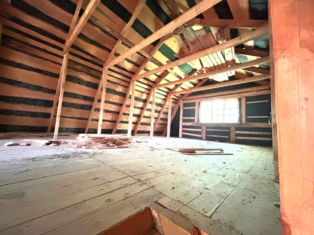 Купить дачу в Калужской области. Вариант № 740248, 8, площадь -  квм, цена 2150000 рублей