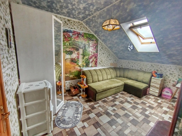 Купить четырехкомнатную квартиру в Калининградской области. Вариант № 453723, 12, площадь -  квм, цена 11000000 рублей