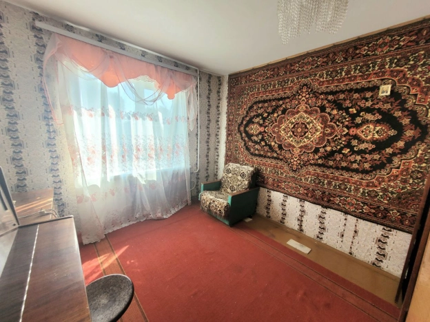 Купить трехкомнатную квартиру на улице Интернациональная в Белгородской области. Вариант № 3333502, 10, площадь -  квм, цена 4200000 рублей