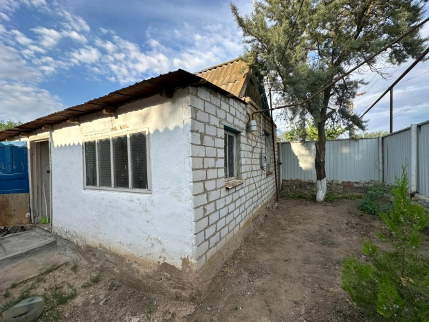 Купить дом на улице Парковая в Элисте. Вариант № 9013, 1, площадь -  квм, цена 3050000 рублей