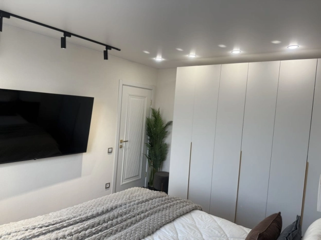 Купить квартиру в Москве. Вариант № 10141396, 0, площадь - квм, цена 18000000 рублей