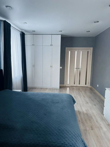 . Вариант № 42911, 7, площадь - 70 квм, цена 7250000 рублей