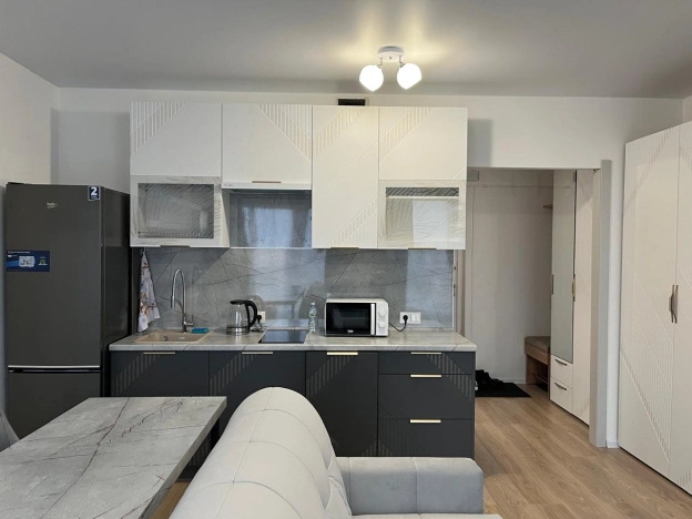 Снять квартиру в Санкт-Петербурге. Вариант № 10271858, 8, площадь -  квм, цена 30000 рублей