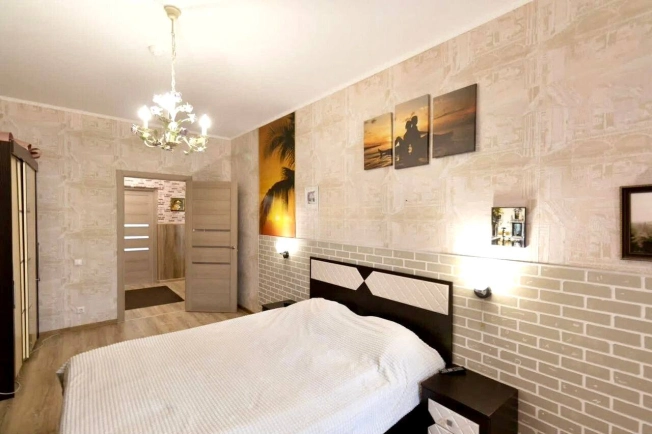 Купить трехкомнатную квартиру на улице Малоохтинский проспект в Санкт-Петербурге. Вариант № 6965550, 10, площадь -  квм, цена 14400000 рублей