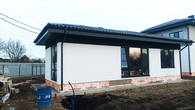 Купить дом на улице Гвардейская в Краснодаре. Вариант № 20440, 4, площадь -  квм, цена 10000000 рублей